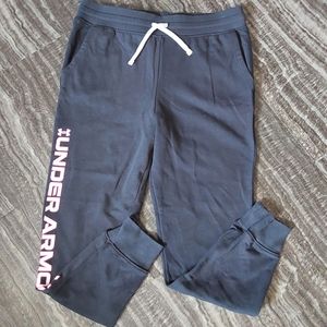 Youth size X-Large Under Armour joggers comfy pants